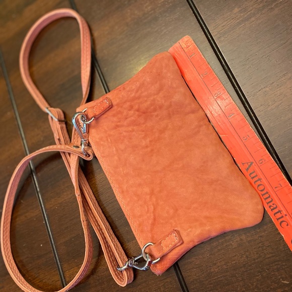 Maxon Collection Italian Small Leather Crossbody Bag - Picture 7 of 11